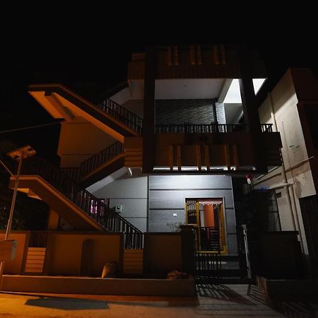 Akash Homestay 亨比 外观 照片