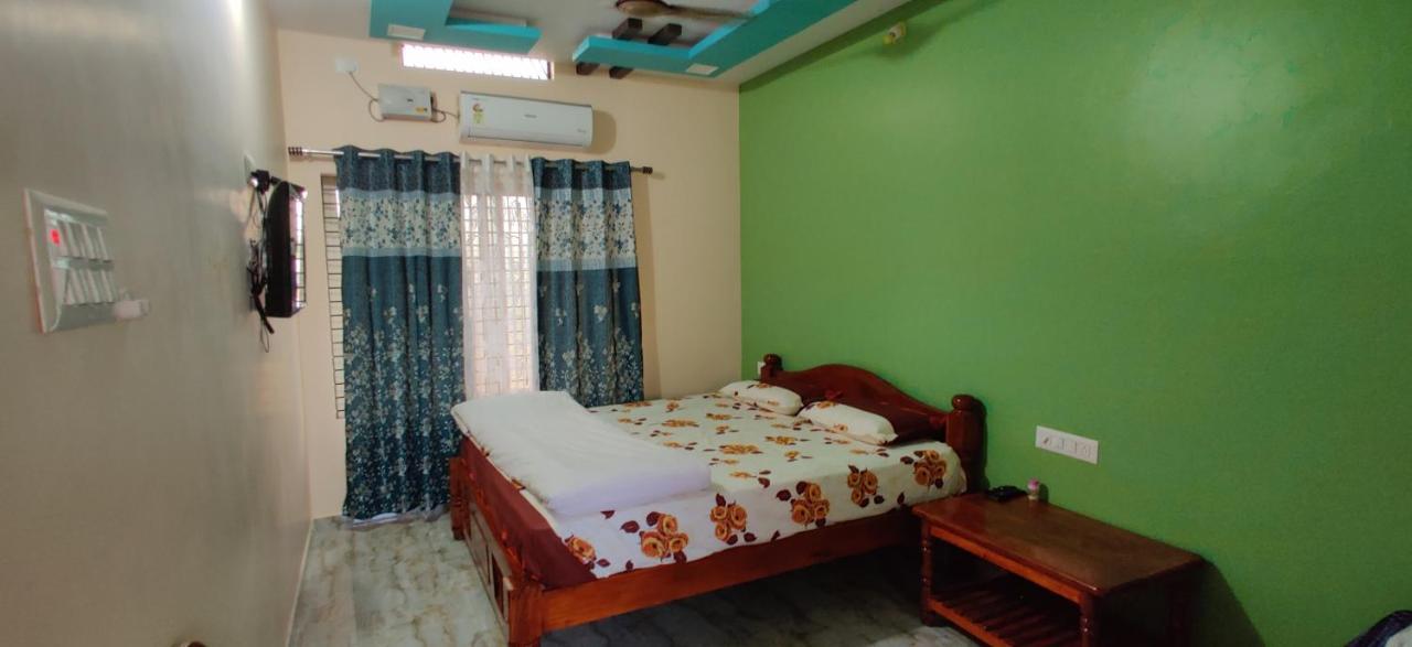 Akash Homestay 亨比 外观 照片