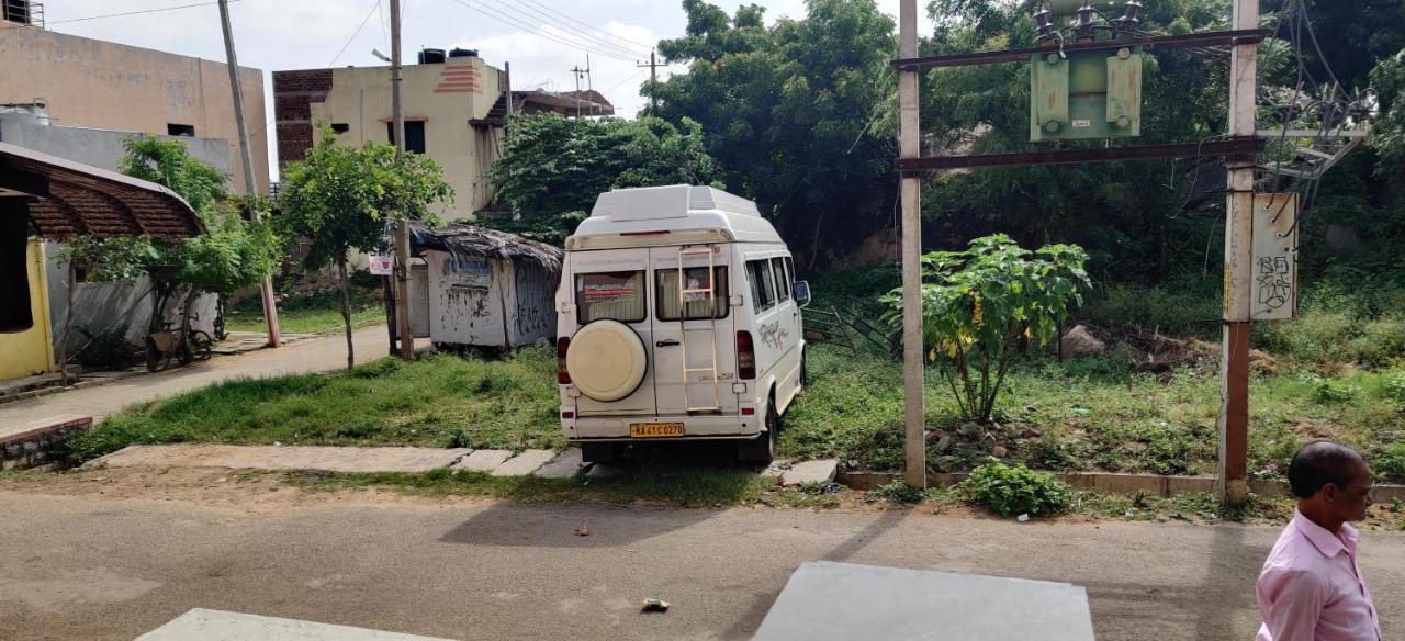Akash Homestay 亨比 外观 照片