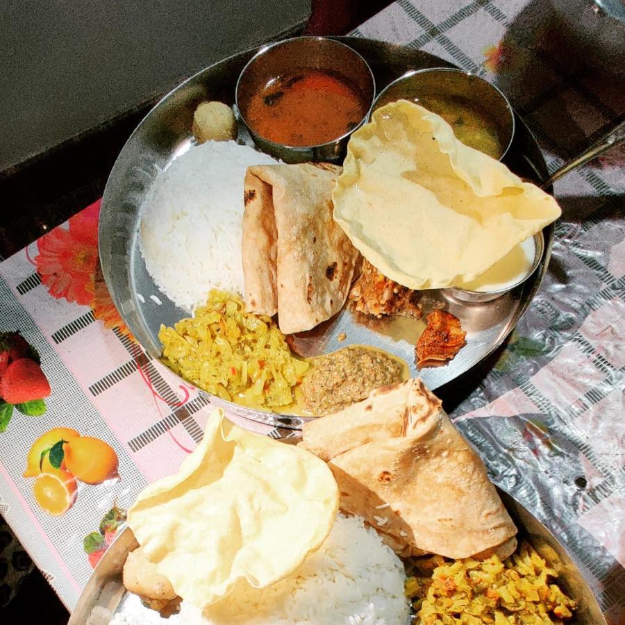 Akash Homestay 亨比 外观 照片
