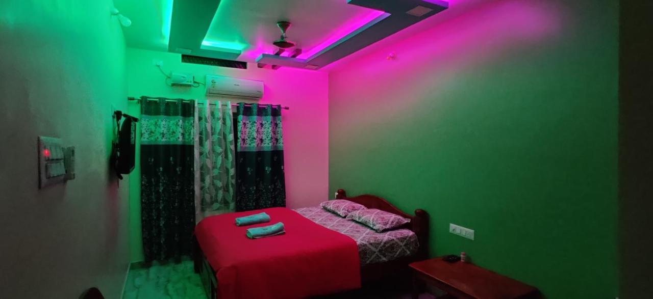 Akash Homestay 亨比 外观 照片