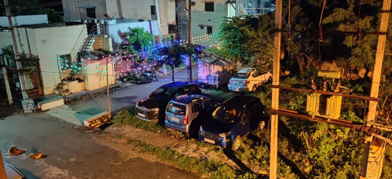 Akash Homestay 亨比 外观 照片